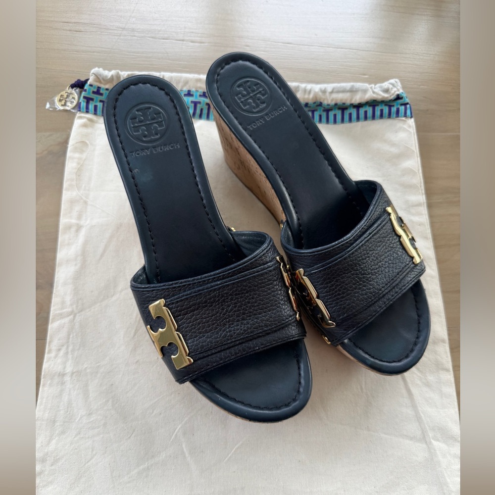 TORY BURCH Navy Leather Ines Cork Wedge Sandals - Gold Logo w/ shoe bag 9M - Picture 7 of 9